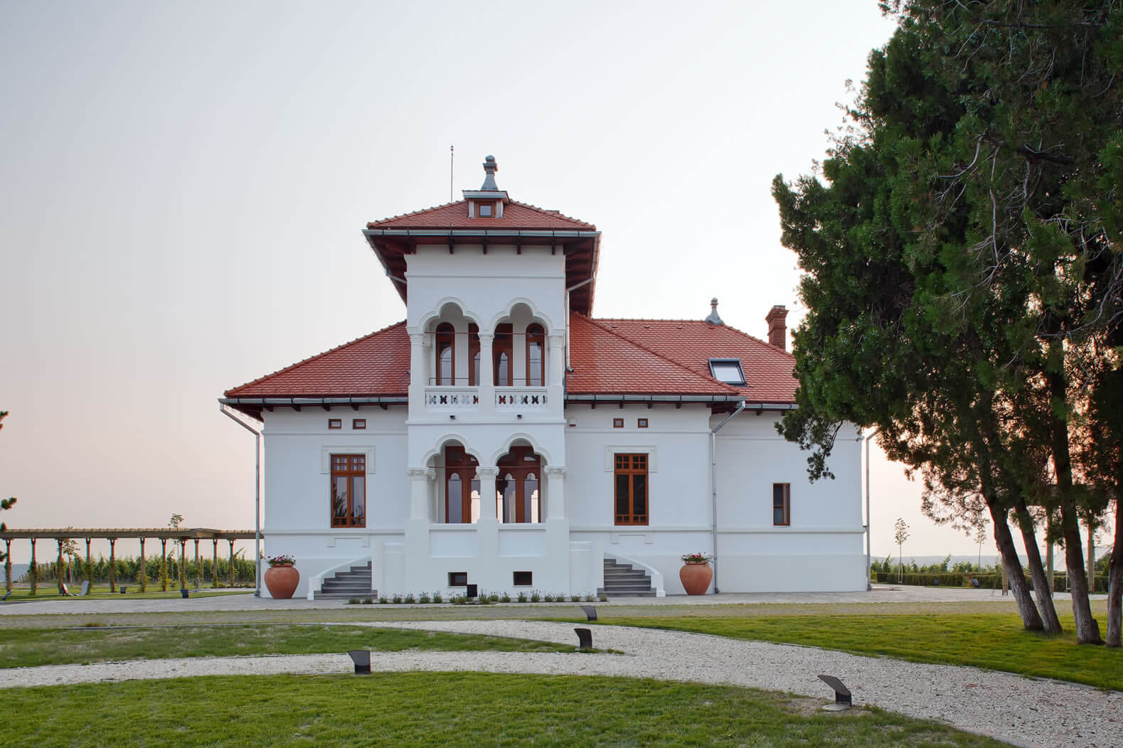 Mansion vineyard Dragasani Romania
